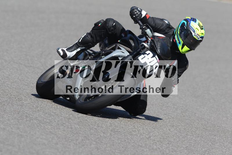 /Archiv-2022/05 04.04.2022 Plüss Moto Sport ADR/Freies Fahren/348